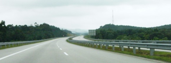 Lebuhraya Pantai Timur ( East West Highway )